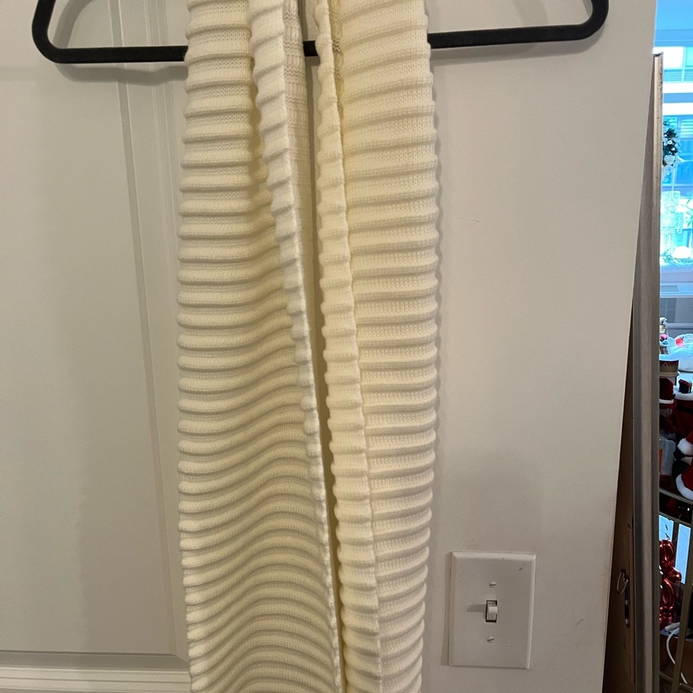 Michael Kors Scarf -New with Tags